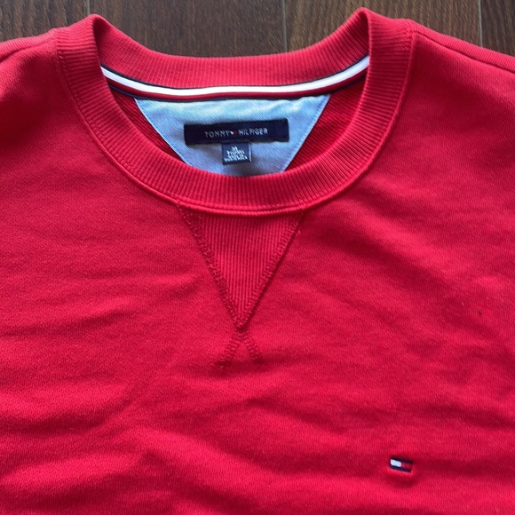 Tommy Hilfiger,  feel free to contact me to ask questions or Offer :) - Picture 2 of 4